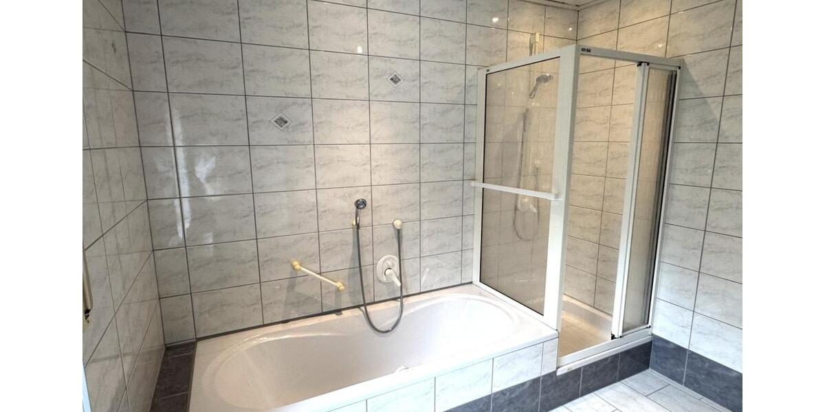 Maisonettenwohnung Schöllnach - 5 Zimmer, 92 m&sup2;, 662&euro; | Angebot:25925019