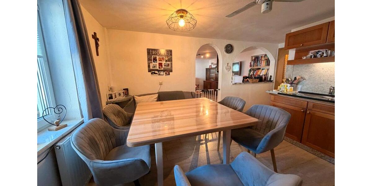 Doppelhaushälfte Bayerbach - 9 Zimmer, 141 m&sup2;, 1.400&euro; | Angebot:26026452