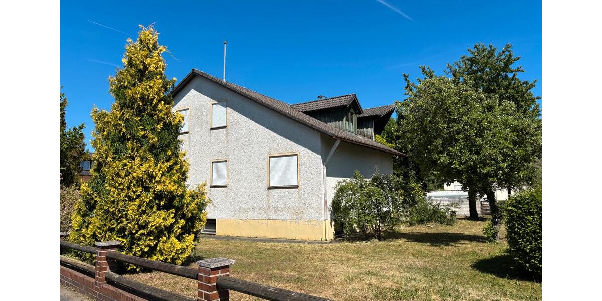 Einfamilienhaus Künzing - 8 Zimmer, 220 m&sup2;, 259.000&euro; | Angebot:26772176