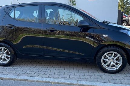 Hyundai i10 32.128 km 7.690 &euro; Passau - Grubweg 94034