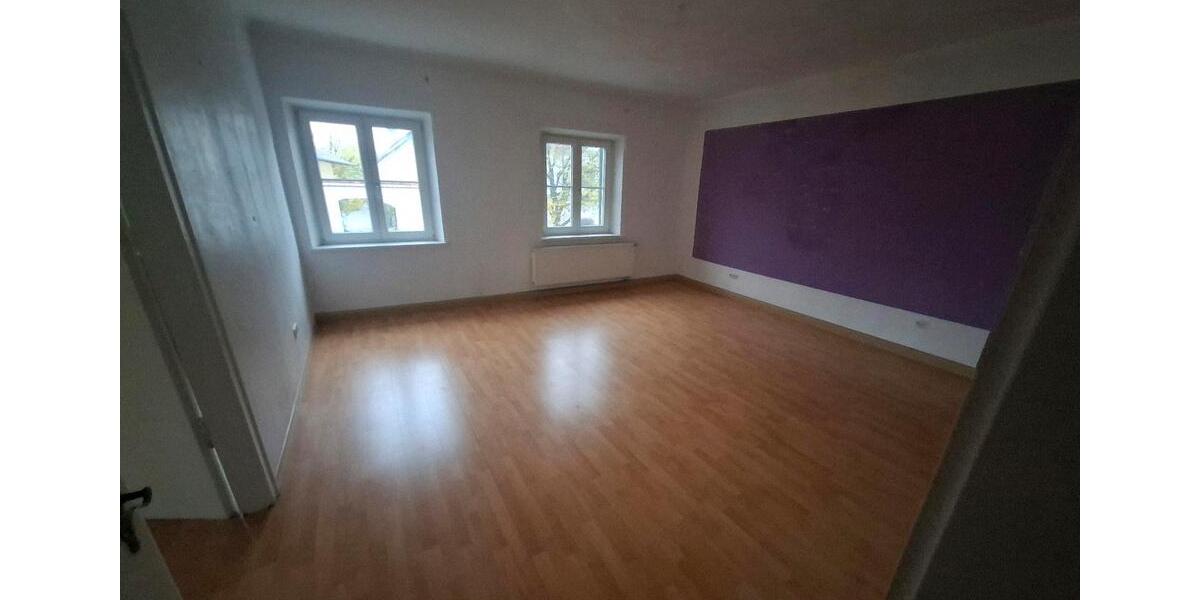 Einfamilienhaus Bad Füssing - 8 Zimmer, 230 m&sup2;, 390.000&euro; | Angebot:23384830
