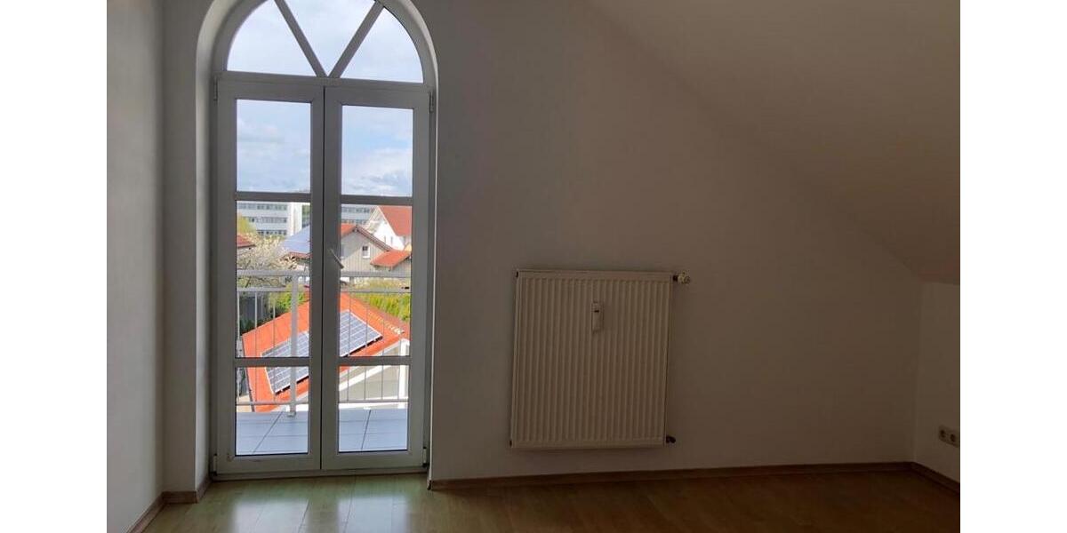 Dachgeschoßwohnung Ruhstorf an der Rott - 2 Zimmer, 50 m&sup2;, 449&euro; | Angebot:25915911