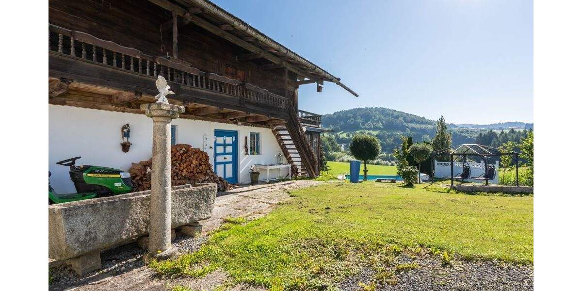 Einfamilienhaus Büchlberg / Solling Sölling - 9 Zimmer, 350 m&sup2;, 699.000&euro; | Angebot:25708686