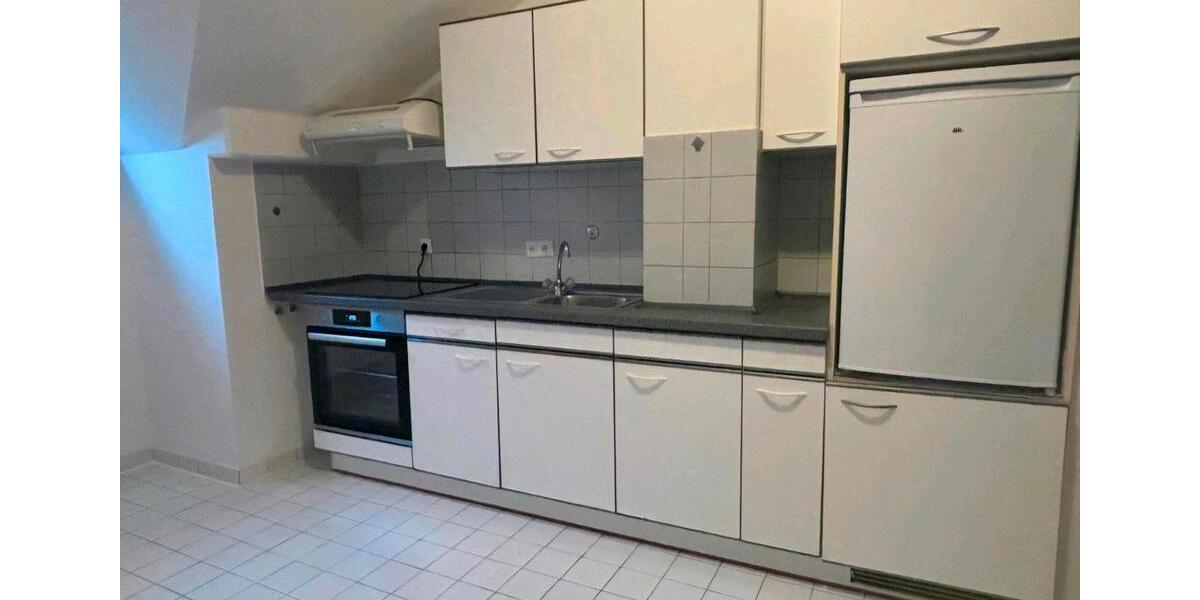 Dachgeschoßwohnung Passau Auerbach - 1 Zimmer, 42 m&sup2;, 445&euro; | Angebot:25752180