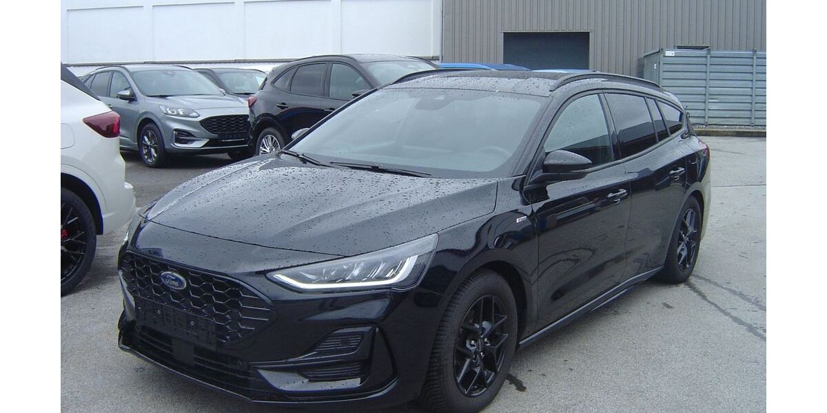 Ford Focus 26.700 km 24.990 &euro; Außernzell 94532