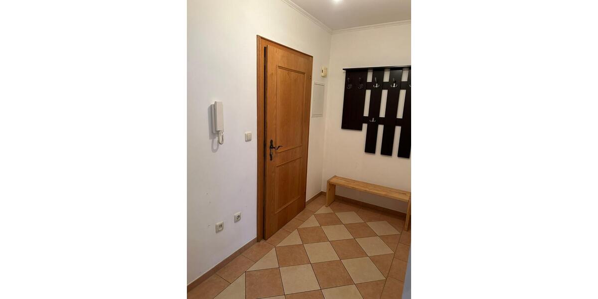 Dachgeschoßwohnung Aldersbach - 1 Zimmer, 44 m&sup2;, 330&euro; | Angebot:25293608