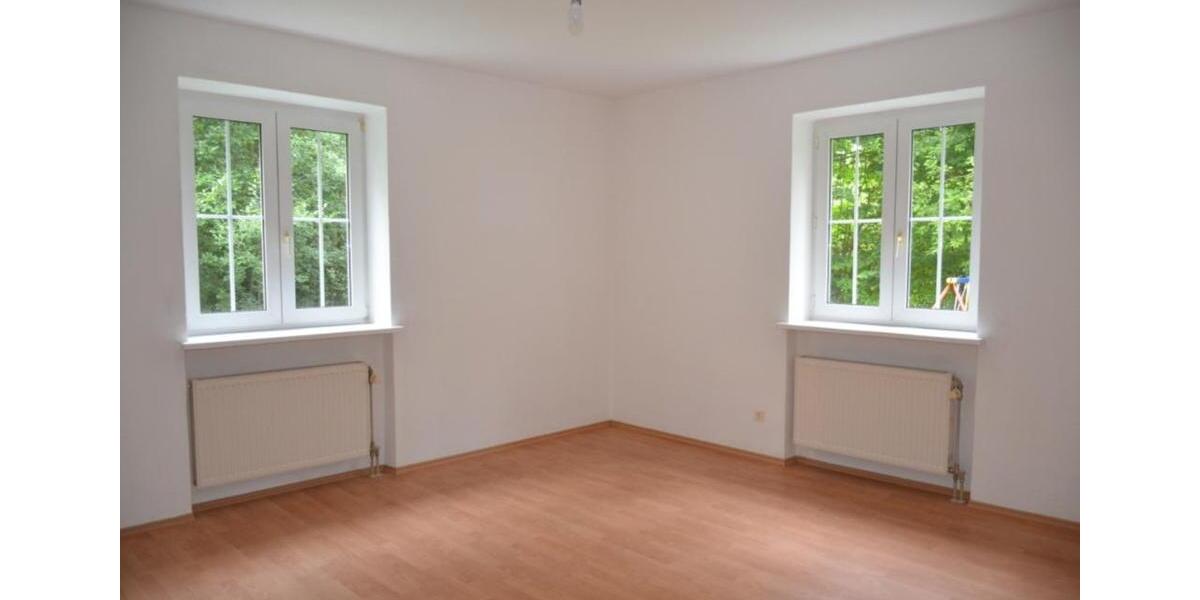 Erdgeschoßwohnung Hauzenberg - 3 Zimmer, 80 m&sup2;, 495&euro; | Angebot:25319226