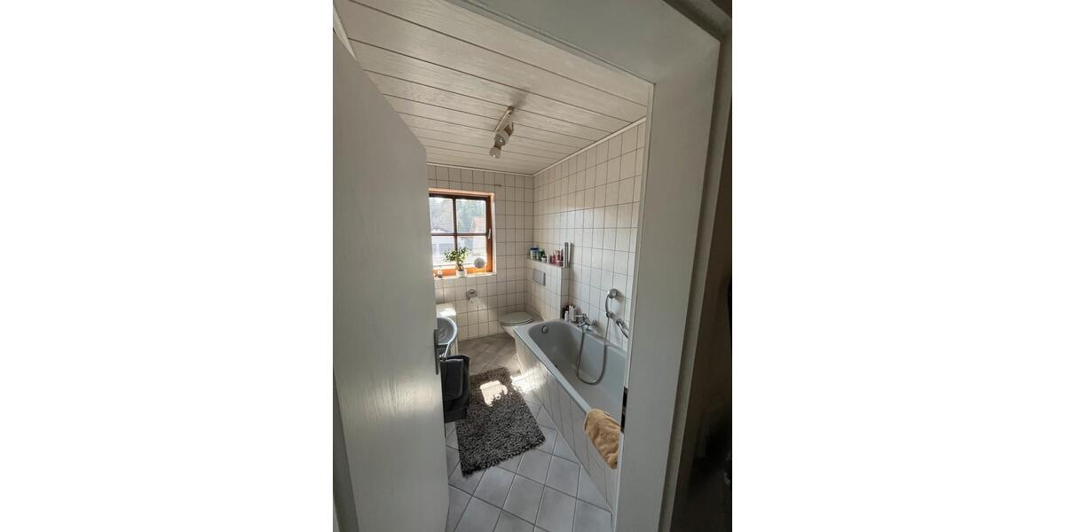 Erdgeschoßwohnung Salzweg - 2 Zimmer, 64 m&sup2;, 690&euro; | Angebot:25906786