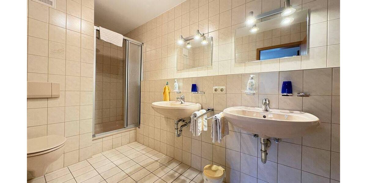 Mehrfamilienhaus, Wohnhaus Bad Füssing - 1 Zimmer, 400 m&sup2;, 750.000&euro; | Angebot:25700532