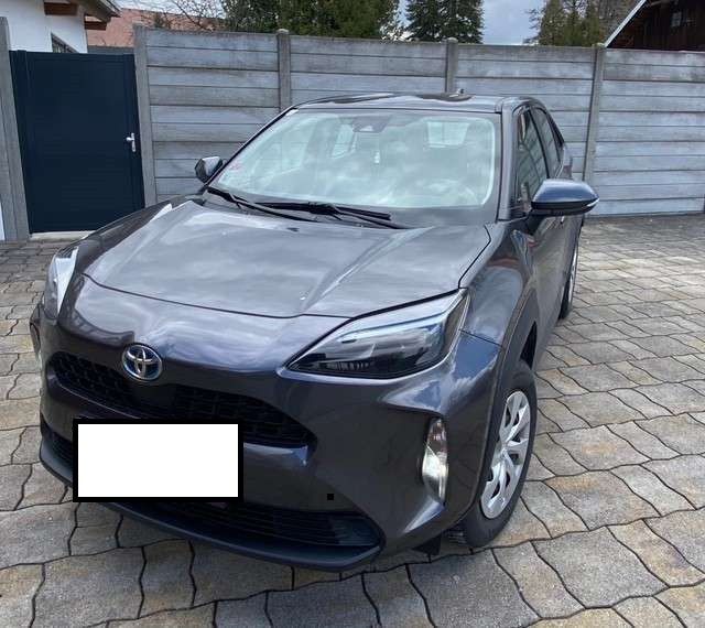 Toyota Yaris Cross 75.500 km 18.700 &euro; Perlesreut 94157