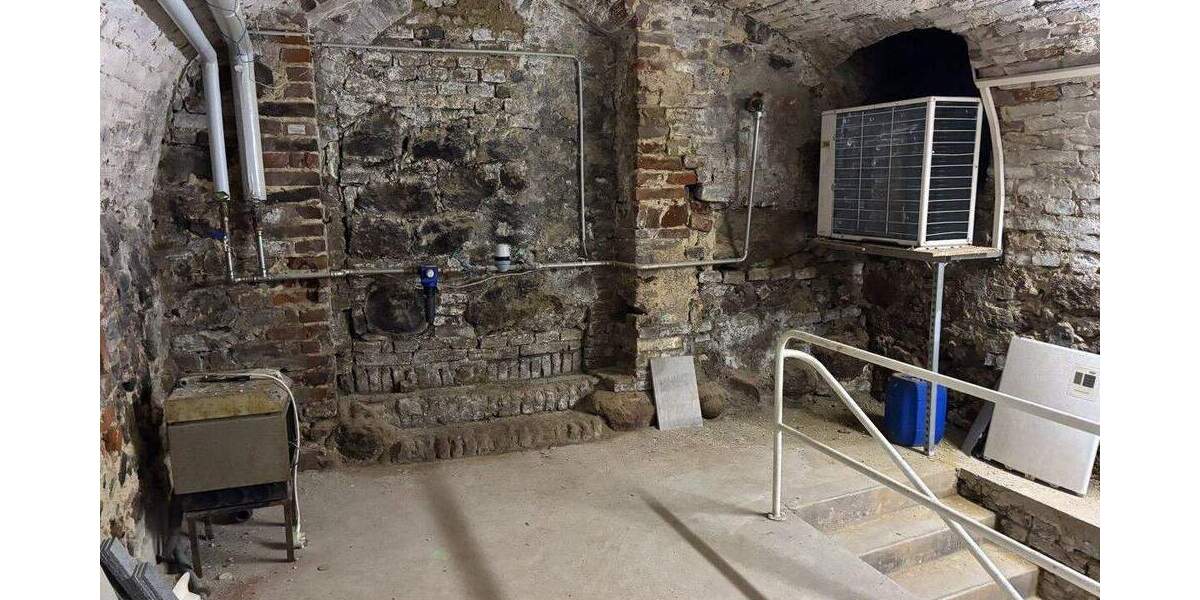 Gewerbeobjekt Bad Griesbach im Rottal Griesbach - 2 Zimmer, 672 m&sup2;, 595.000&euro; | Angebot:25661350