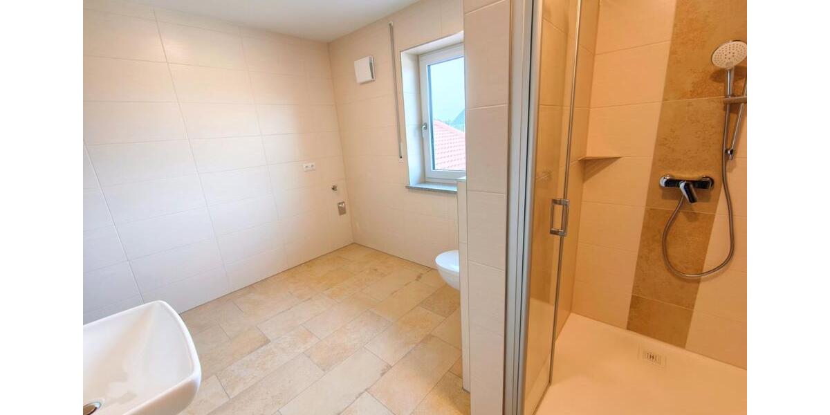 Doppelhaushälfte Rotthalmünster - 4 Zimmer, 125 m&sup2;, 1.312&euro; | Angebot:25349652