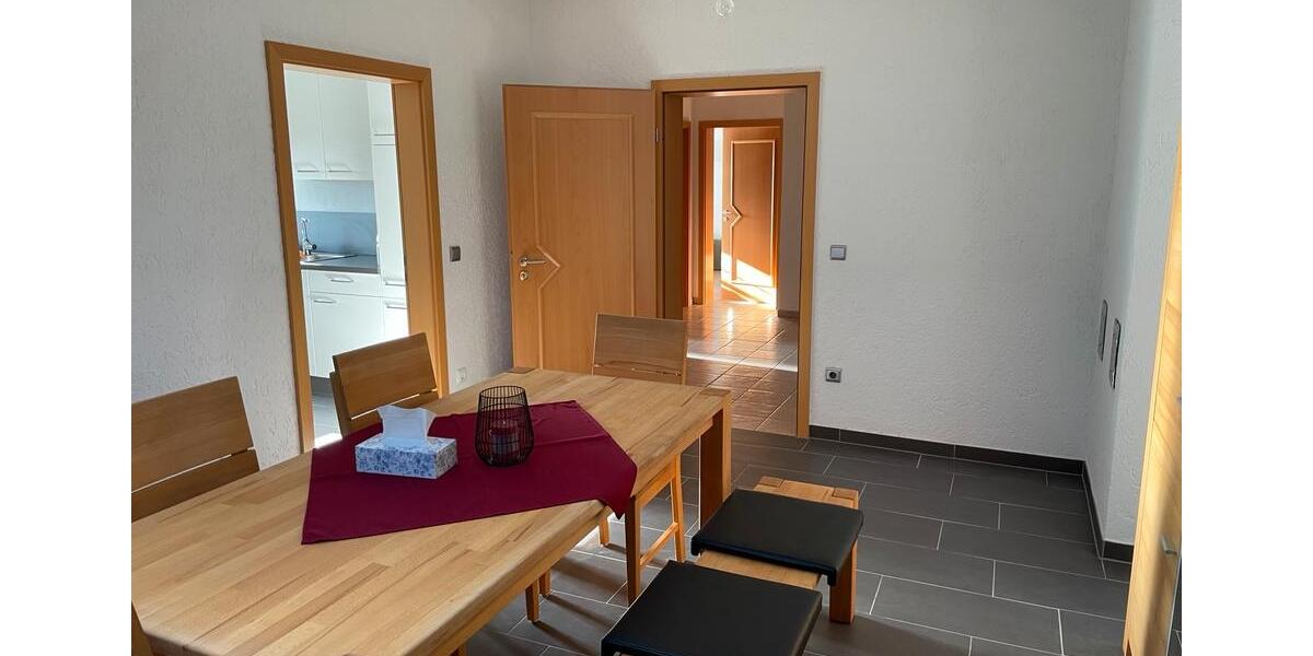 Etagenwohnung Untergriesbach - 3.5 Zimmer, 105 m&sup2;, 790&euro; | Angebot:26031573