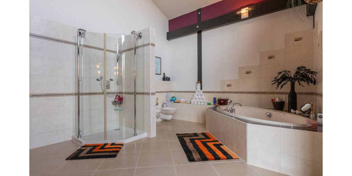 Einfamilienhaus Thurmansbang - 5 Zimmer, 250 m&sup2;, 685.000&euro; | Angebot:25929660