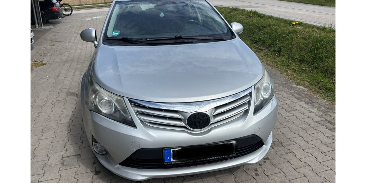 Toyota Avensis 318.032 km 6.000 &euro; Ortenburg 94496