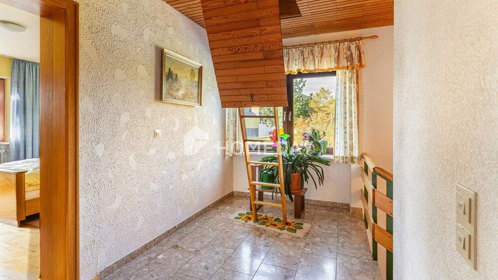 Einfamilienhaus Schöllnach - 7 Zimmer, 180 m&sup2;, 449.000&euro; | Angebot:25694107