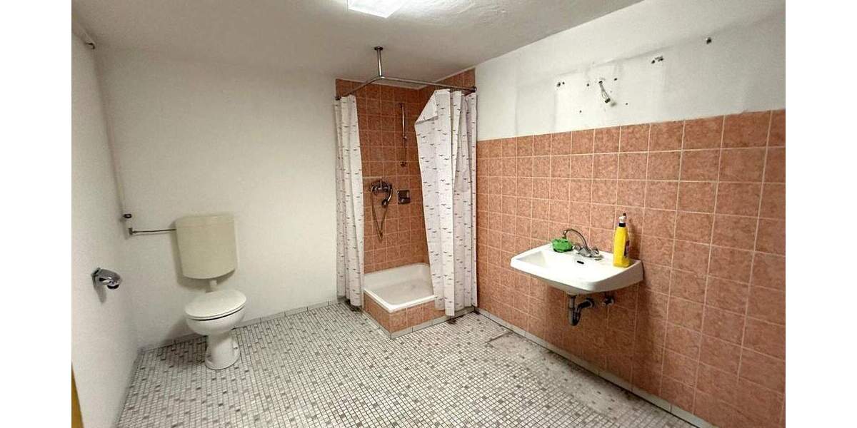 Einfamilienhaus Bayerbach - 5 Zimmer, 125 m&sup2;, 265.000&euro; | Angebot:25780893