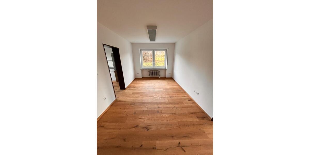 Doppelhaushälfte Vilshofen an der Donau - 4.5 Zimmer, 155 m&sup2;, 1.450&euro; | Angebot:26007672