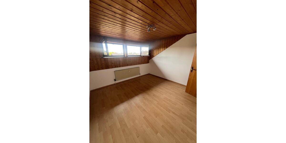 Etagenwohnung Passau Maierhof - 3 Zimmer, 85 m&sup2;, 900&euro; | Angebot:25598912