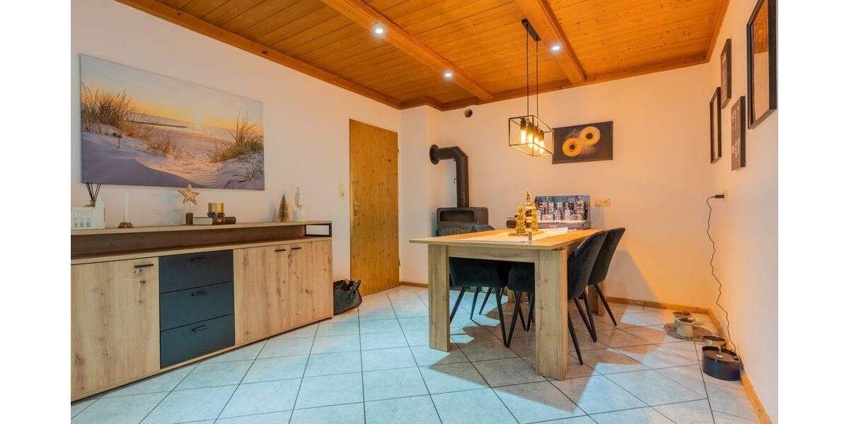Einfamilienhaus Ortenburg Söldenau - 8 Zimmer, 270 m&sup2;, 430.000&euro; | Angebot:25708699