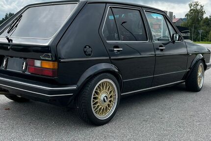 VW Golf 6.961 km 12.500 &euro; Passau 94032