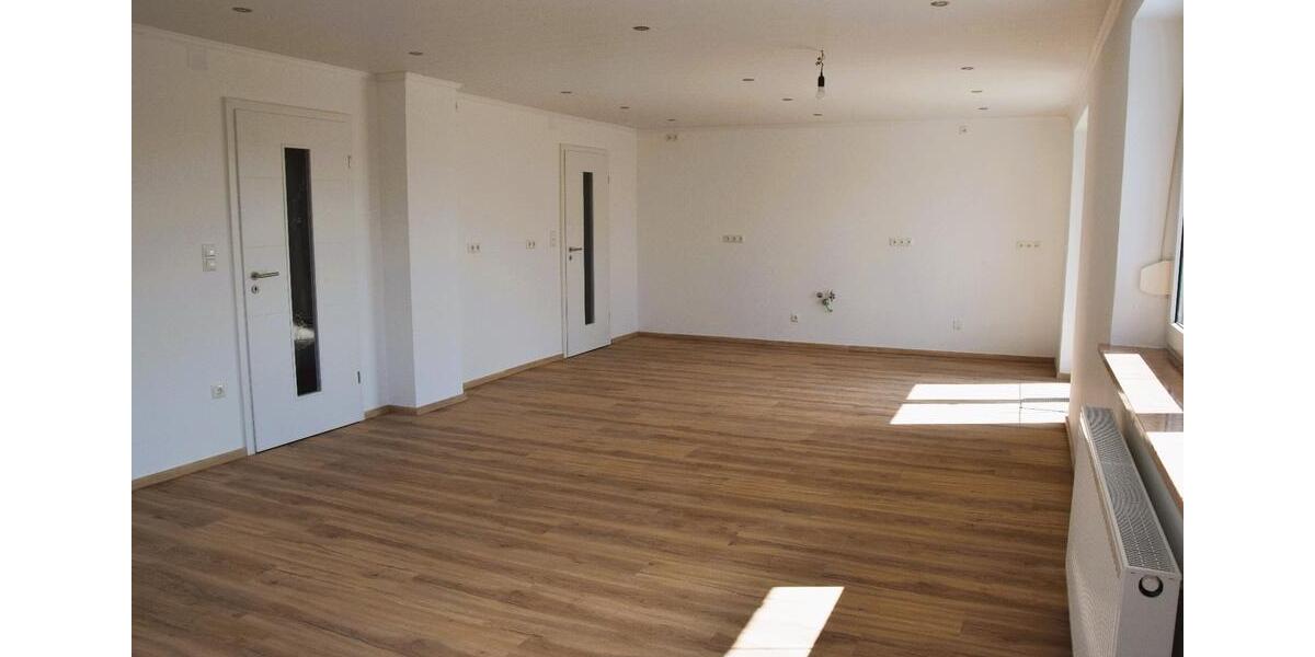 Bungalow Tettenweis - 5 Zimmer, 131 m&sup2;, 1.285&euro; | Angebot:26026451