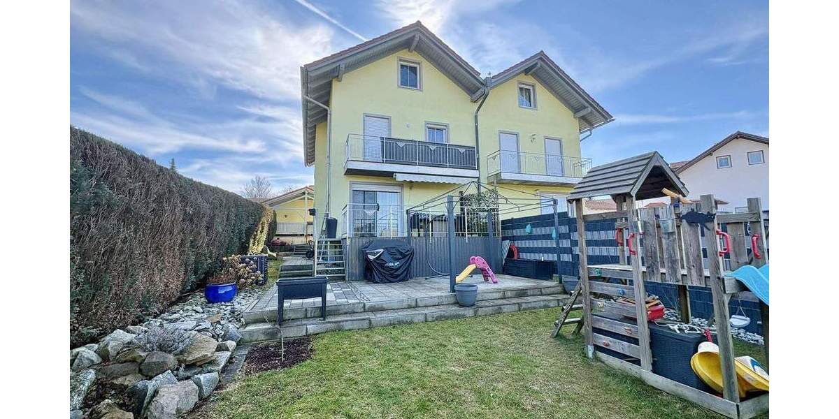 Doppelhaushälfte Schöllnach - 6 Zimmer, 124 m&sup2;, 349.000&euro; | Angebot:25815455