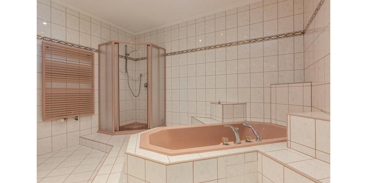 Etagenwohnung Passau Auerbach - 3.5 Zimmer, 175 m&sup2;, 950&euro; | Angebot:26676169