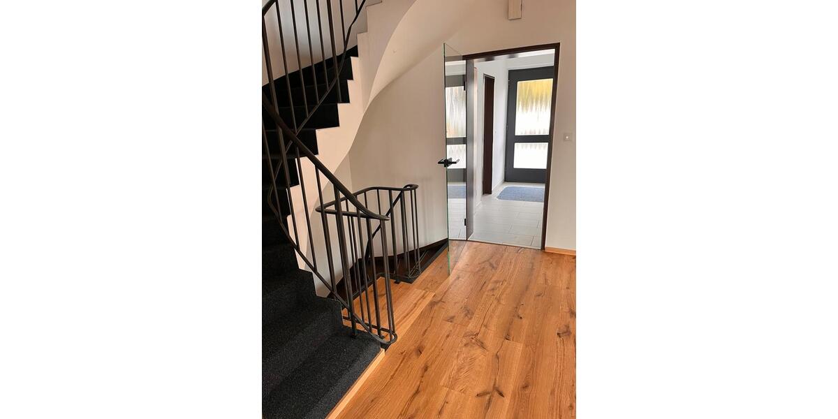 Doppelhaushälfte Vilshofen an der Donau - 4.5 Zimmer, 155 m&sup2;, 1.450&euro; | Angebot:26007672