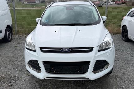 Ford Kuga 148.474 km 4.999 &euro; Röhrnbach 94133