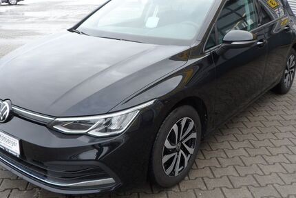 VW Golf 106.920 km 17.690 &euro; Künzing 94550