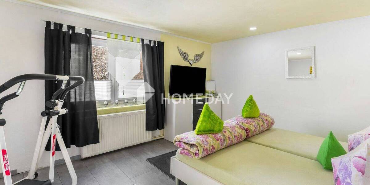 Mehrfamilienhaus, Wohnhaus Tittling - 7 Zimmer, 146 m&sup2;, 196.000&euro; | Angebot:25732765