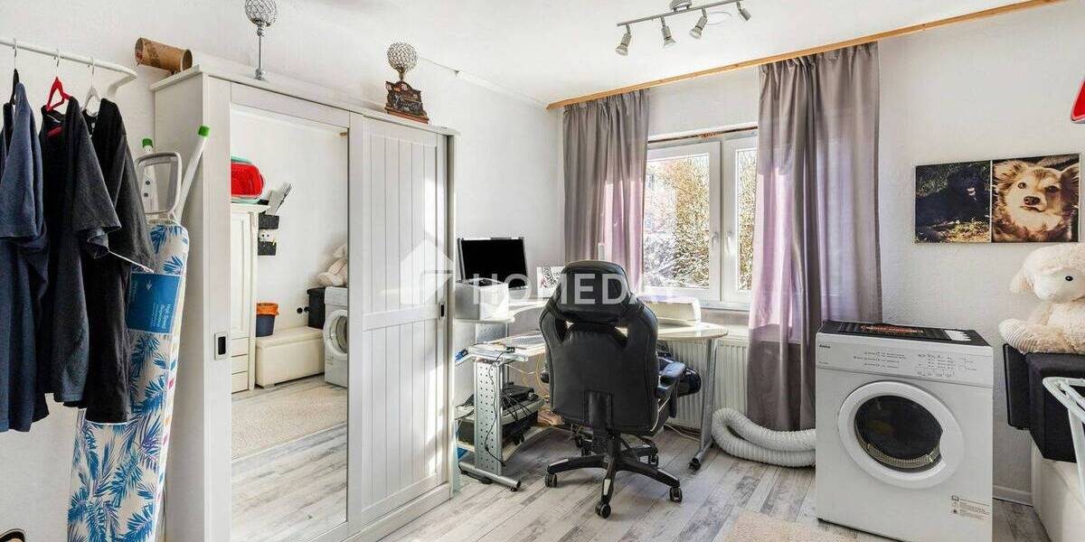 Mehrfamilienhaus, Wohnhaus Tittling - 7 Zimmer, 146 m&sup2;, 196.000&euro; | Angebot:25732765