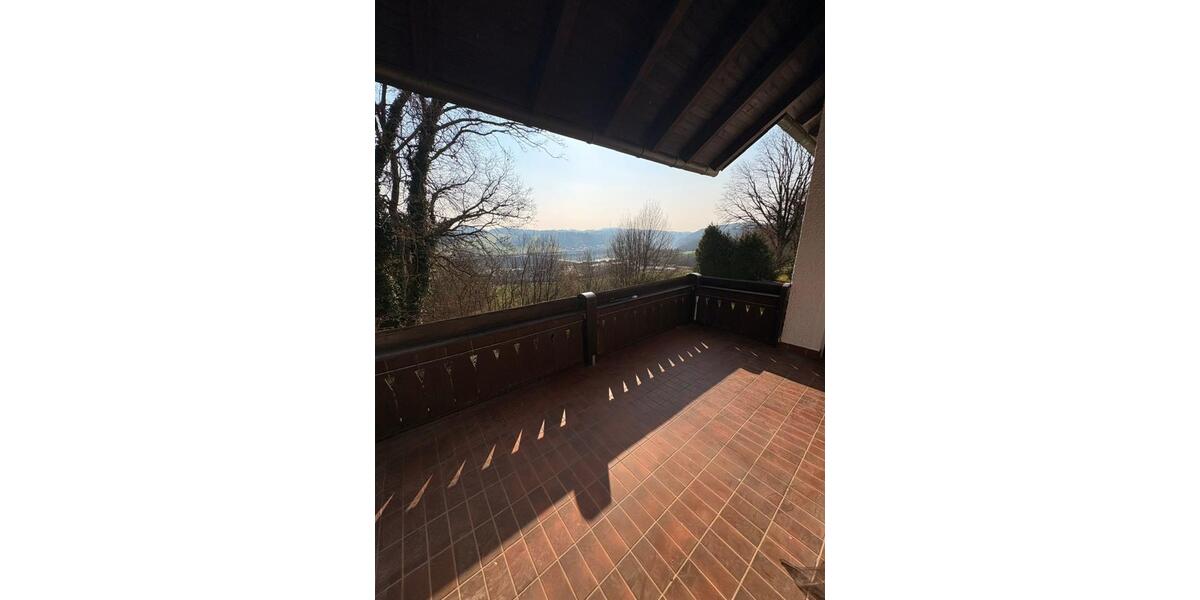 Terrassenwohnung Vilshofen an der Donau - 4 Zimmer, 125 m&sup2;, 2.000&euro; | Angebot:25898245