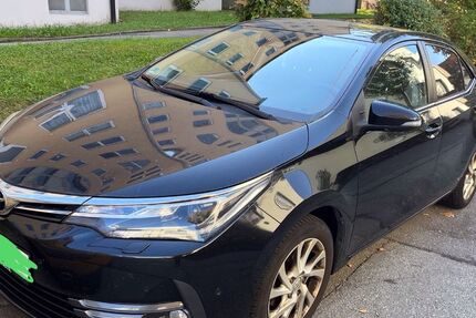 Toyota Corolla 210.566 km 9.000 &euro; Passau 94032