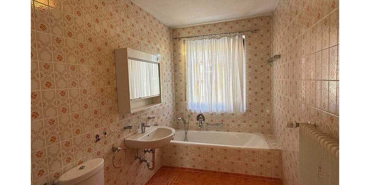 Einfamilienhaus Bayerbach - 5 Zimmer, 125 m&sup2;, 265.000&euro; | Angebot:25780893