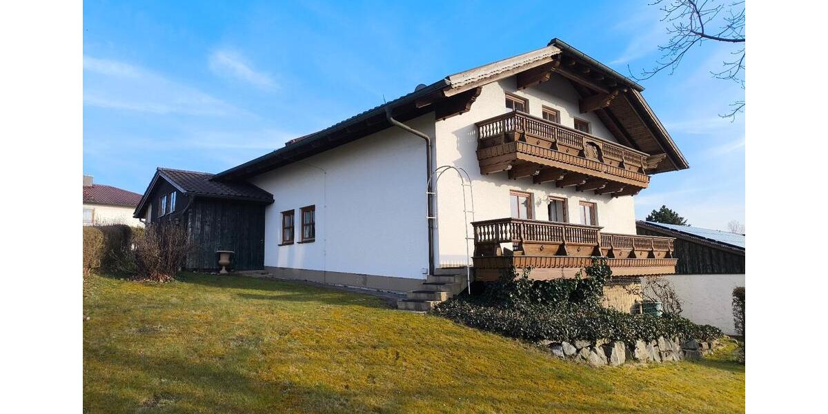Einfamilienhaus Egglham - 6 Zimmer, 160 m&sup2;, 325.000&euro; | Angebot:25962321
