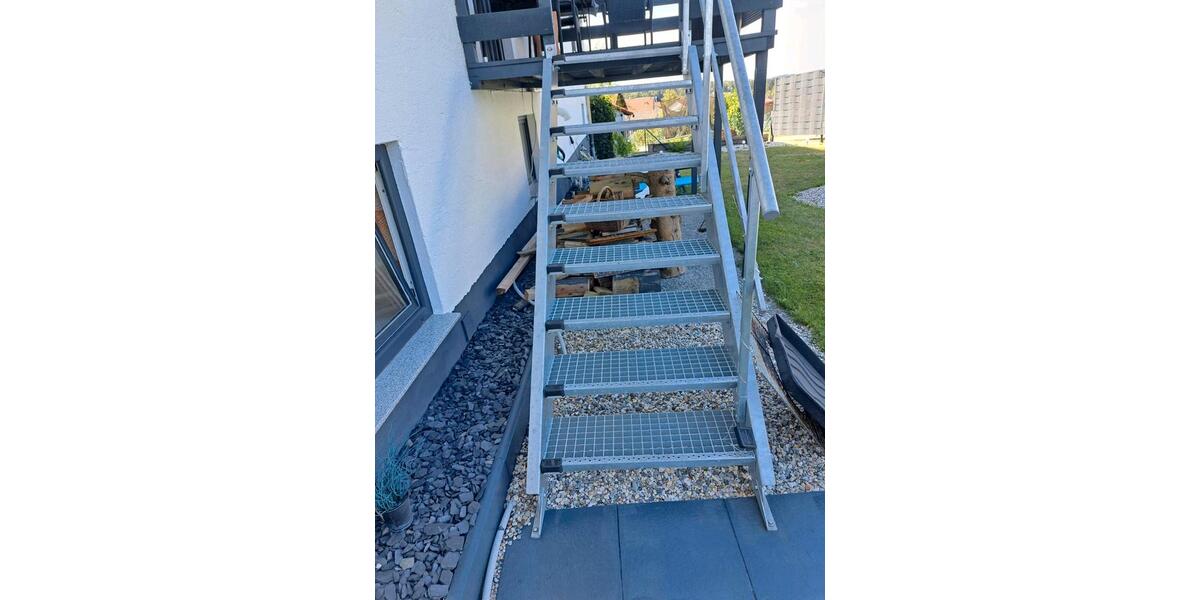 Erdgeschoßwohnung Schöllnach - 10 Zimmer, 230 m&sup2;, 349.000&euro; | Angebot:20032744