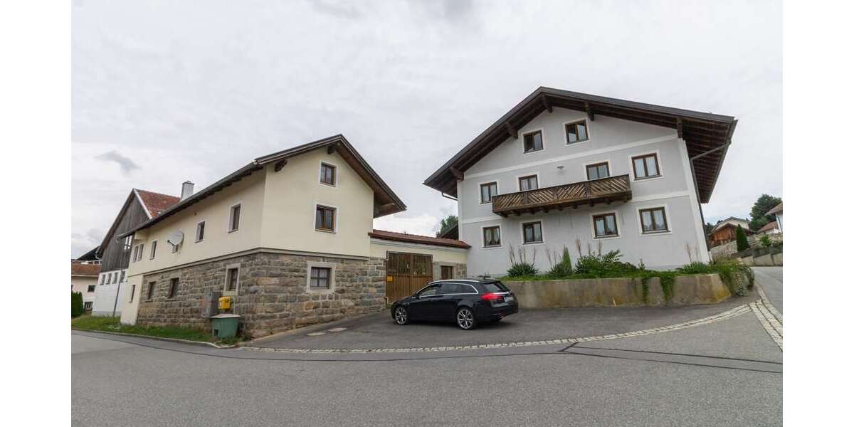 Einfamilienhaus Hutthurm - 6 Zimmer, 240 m&sup2;, 695.000&euro; | Angebot:21790975