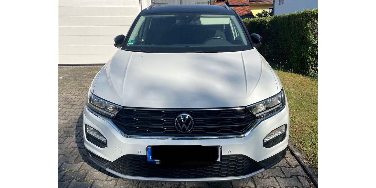 VW T-Roc 107.505 km 14.898 &euro; Passau 94034