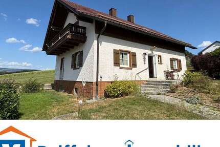Haus Waldkirchen - 7 Zimmer, 140 m&sup2;, 179.000&euro; | Angebot:27663582
