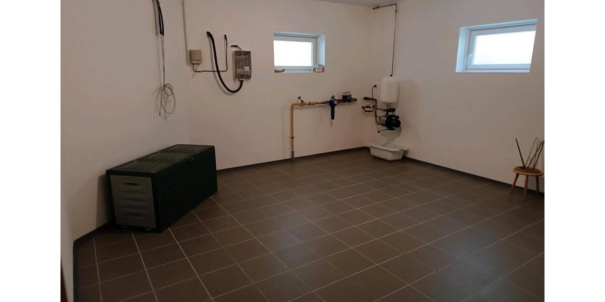 Einfamilienhaus Neukirchen vorm Wald - 3 Zimmer, 100 m&sup2;, 980&euro; | Angebot:27617097
