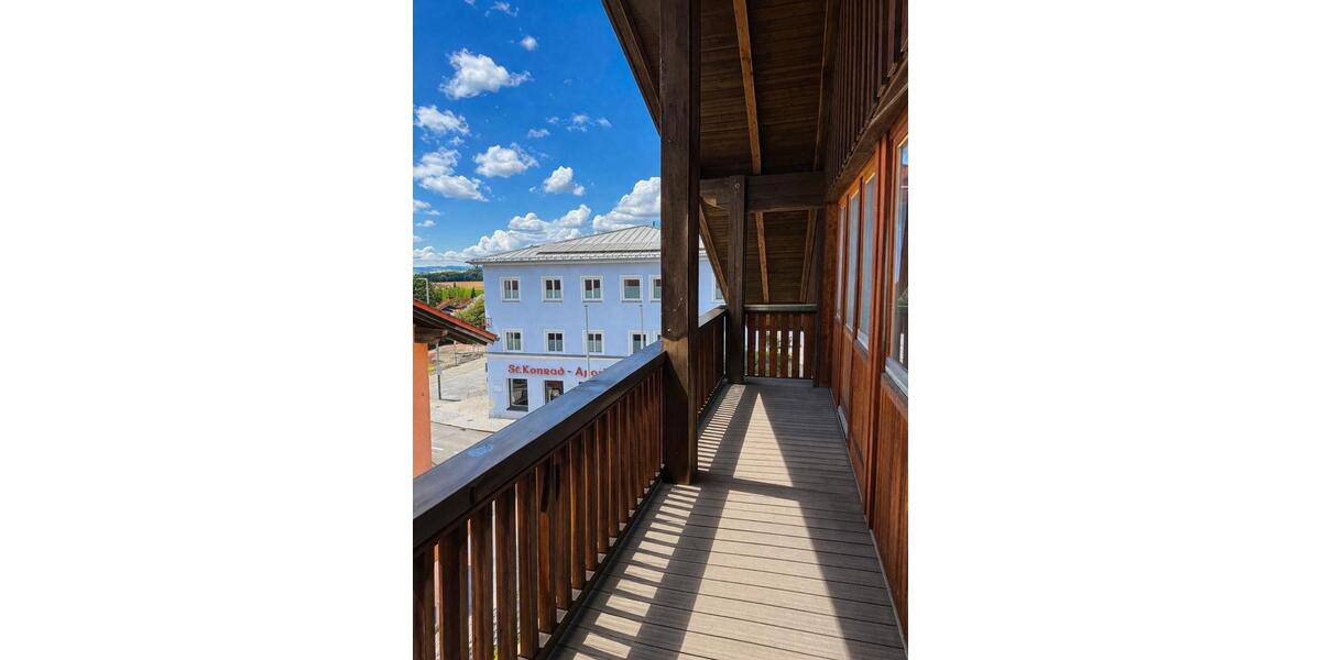 Dachgeschoßwohnung Bad Griesbach im Rottal - 2.5 Zimmer, 120 m&sup2;, 1.000&euro; | Angebot:26035501