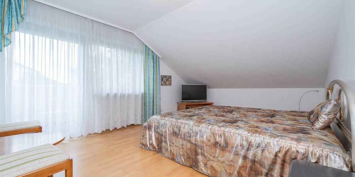 Einfamilienhaus Passau / Neustift Heining - 7 Zimmer, 217 m&sup2;, 595.000&euro; | Angebot:26778843