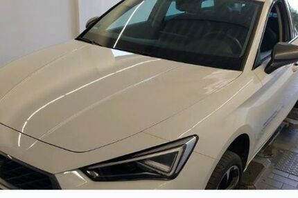 Cupra Leon 38.139 km 25.480 &euro; Passau 94036