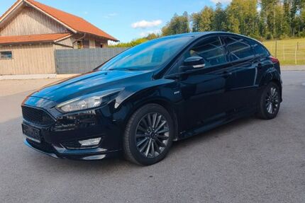 Ford Focus 120.500 km 7.999 &euro; Sonnen 94164