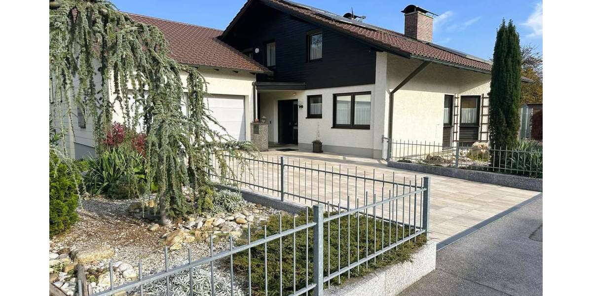 Einfamilienhaus Vilshofen an der Donau - 12 Zimmer, 341 m&sup2;, 749.000&euro; | Angebot:18041879