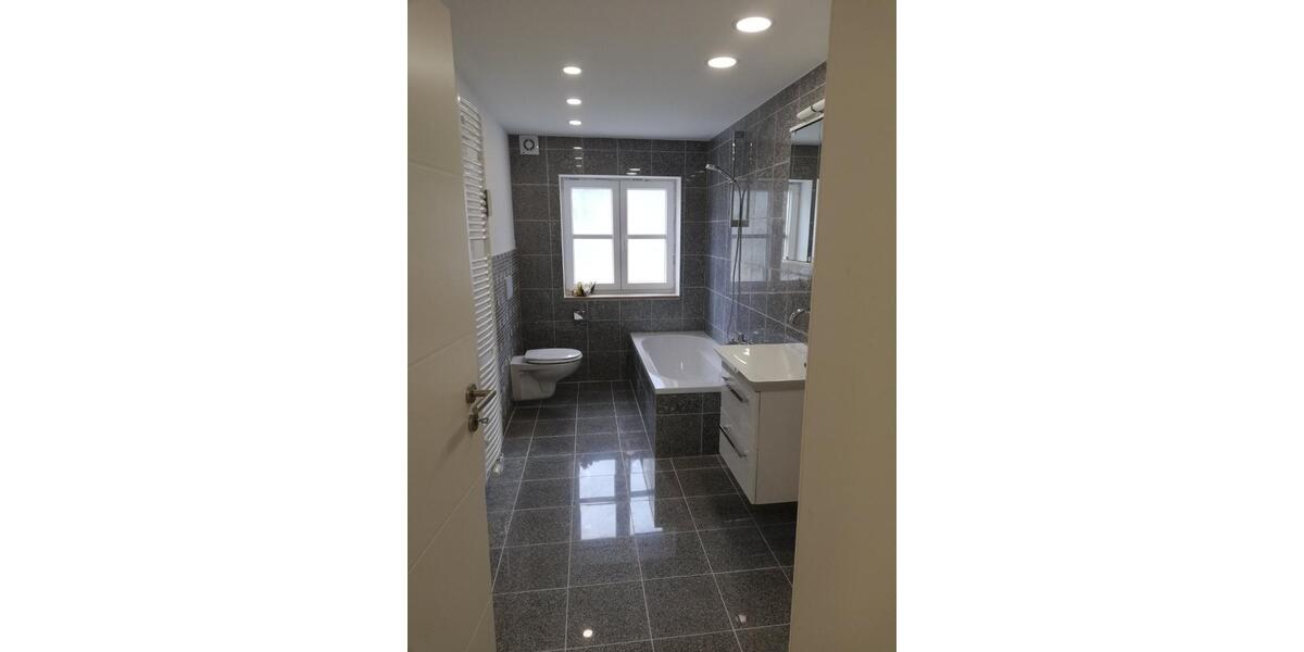 Etagenwohnung Untergriesbach - 3 Zimmer, 84 m&sup2;, 600&euro; | Angebot:25711991