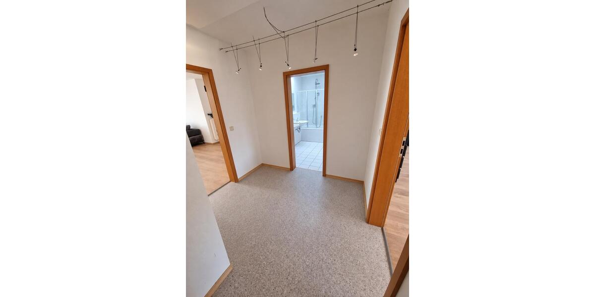 Dachgeschoßwohnung Passau Maierhof - 2.5 Zimmer, 62 m&sup2;, 708&euro; | Angebot:27631095