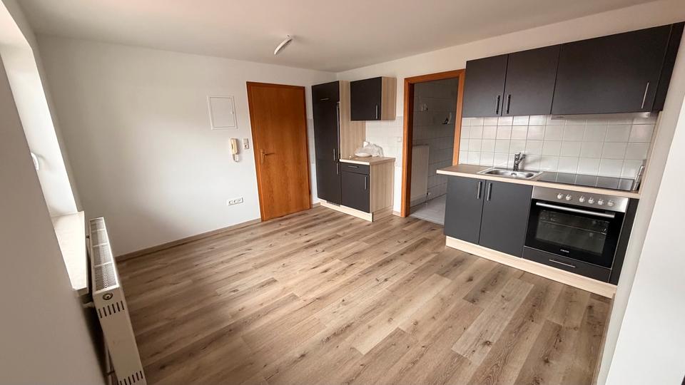 Dachgeschoßwohnung Waldkirchen - 1 Zimmer, 27 m&sup2;, 350&euro; | Angebot:26035499